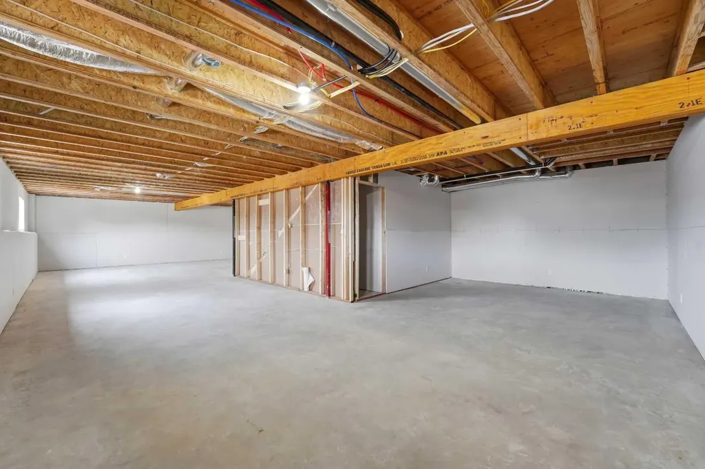 5123 55 Street Close Eckville AB T0M 0X0