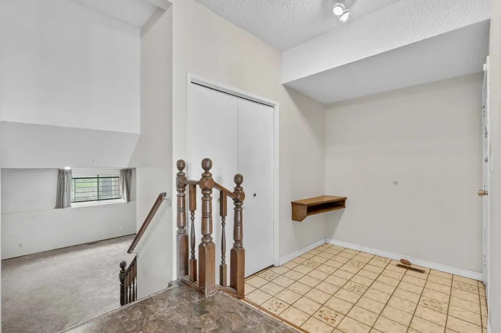 27 Beddington Road NE Calgary AB T3K 1N7
