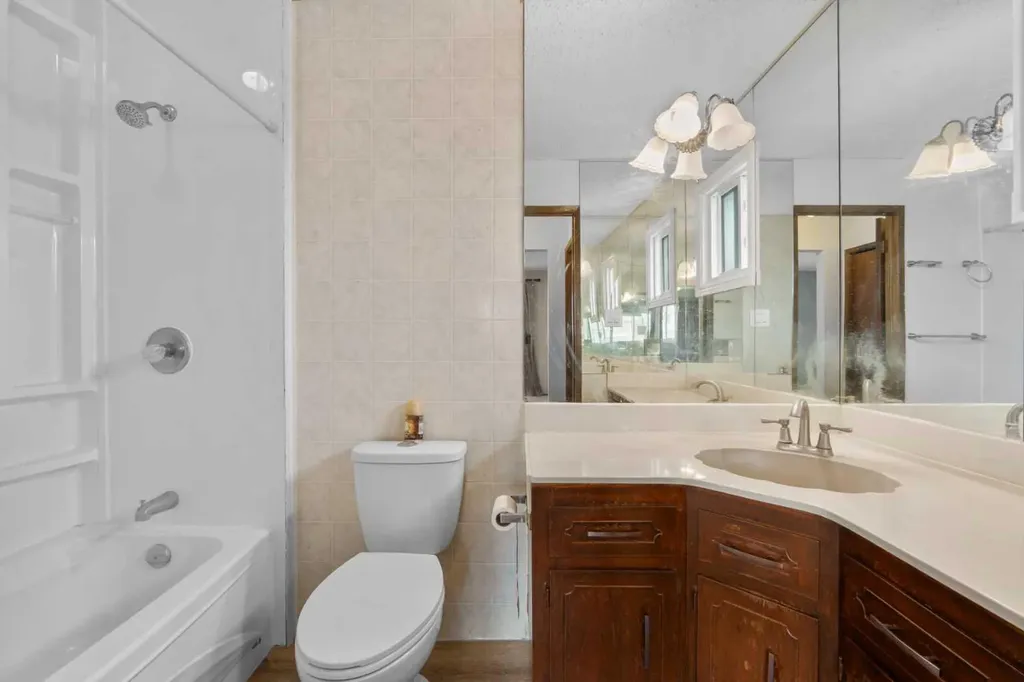 27 Beddington Road NE Calgary AB T3K 1N7