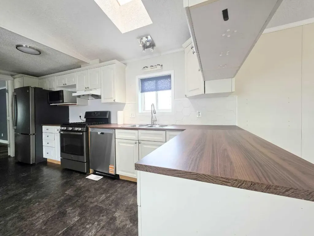 500 8 Street SW Slave Lake AB T0G 2A4