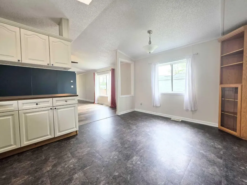 500 8 Street SW Slave Lake AB T0G 2A4
