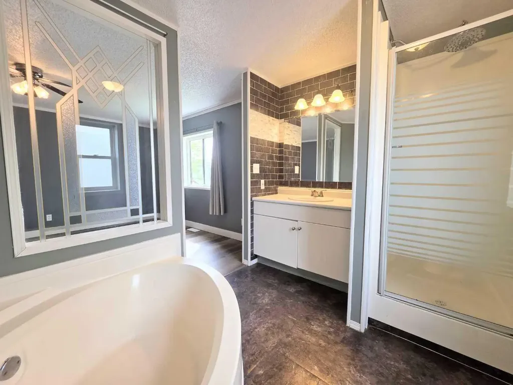 500 8 Street SW Slave Lake AB T0G 2A4