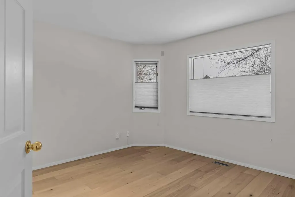 717 7th Street E Canmore AB T1W 2C3