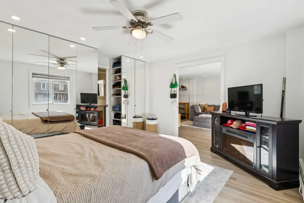 1222 13 Avenue SW Calgary AB T3C 0T1