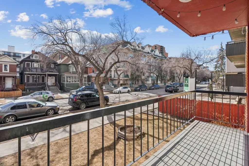1222 13 Avenue SW Calgary AB T3C 0T1