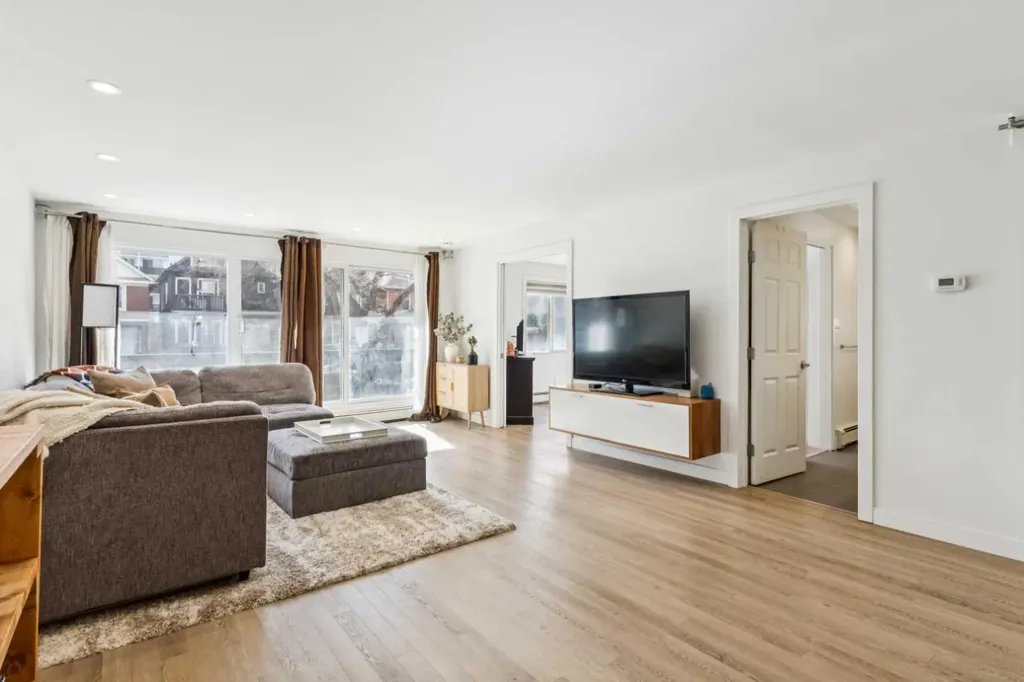 1222 13 Avenue SW Calgary AB T3C 0T1