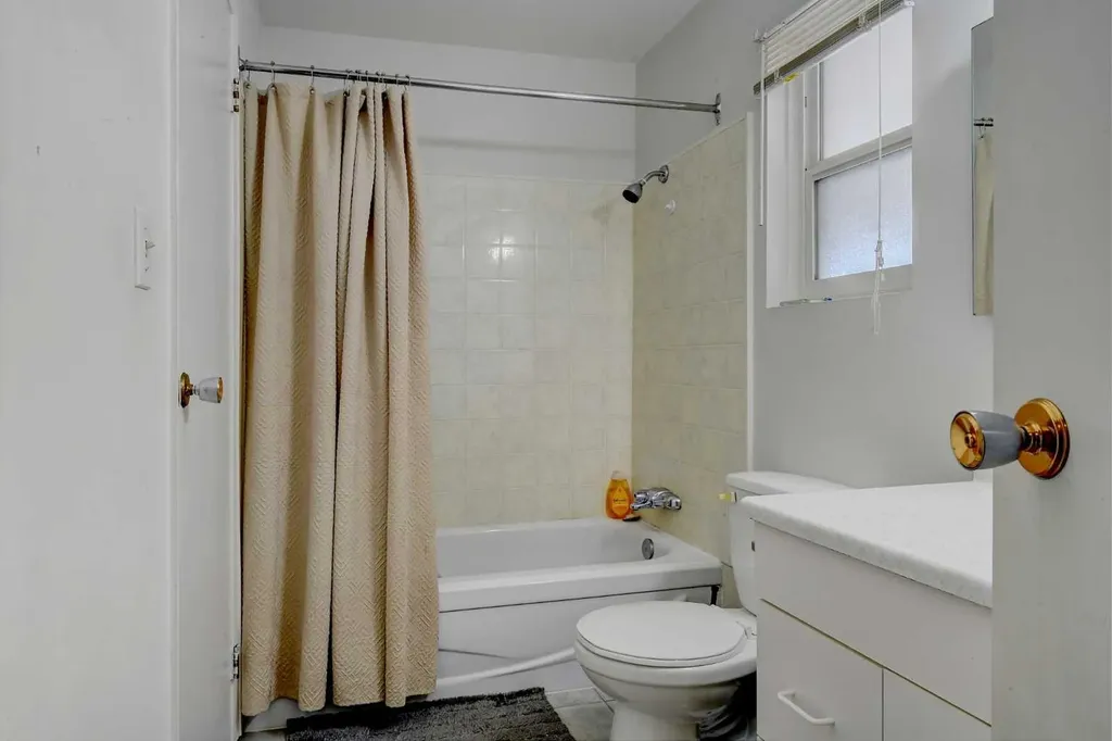 9740 82 Avenue Grande Prairie AB T8V5W4