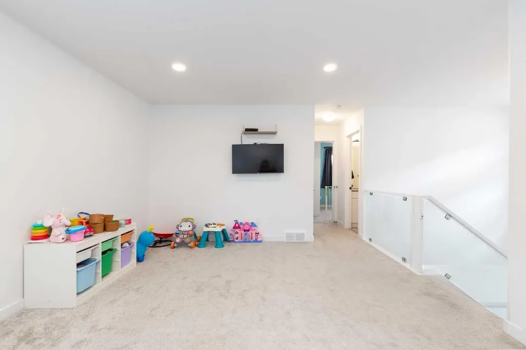 1180 Coalbrook Place W Lethbridge AB T1J 5W7