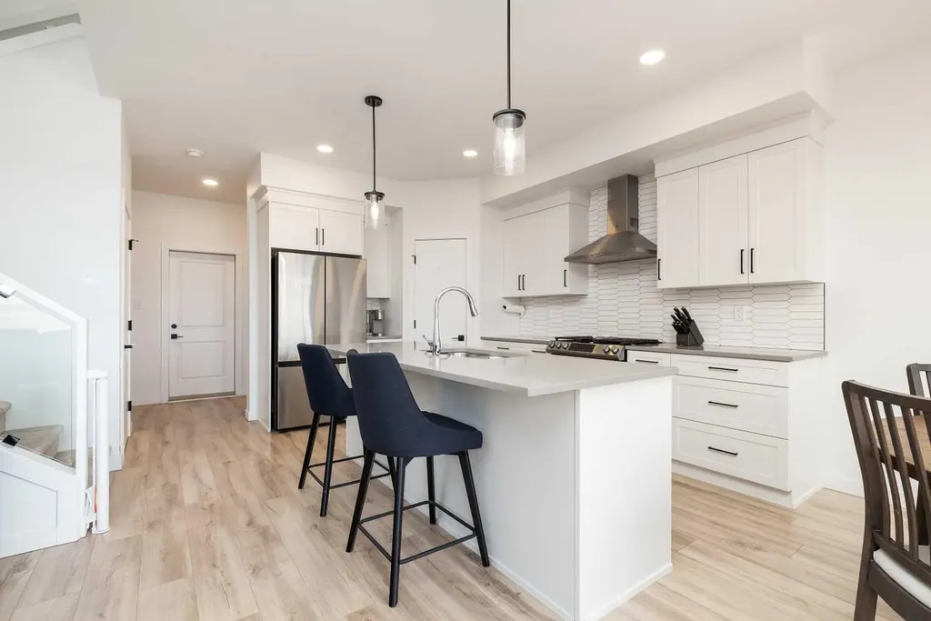 1180 Coalbrook Place W Lethbridge AB T1J 5W7