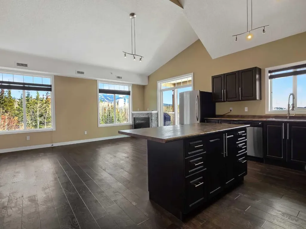 160 Moberly Road Grande Cache AB t0e0y0