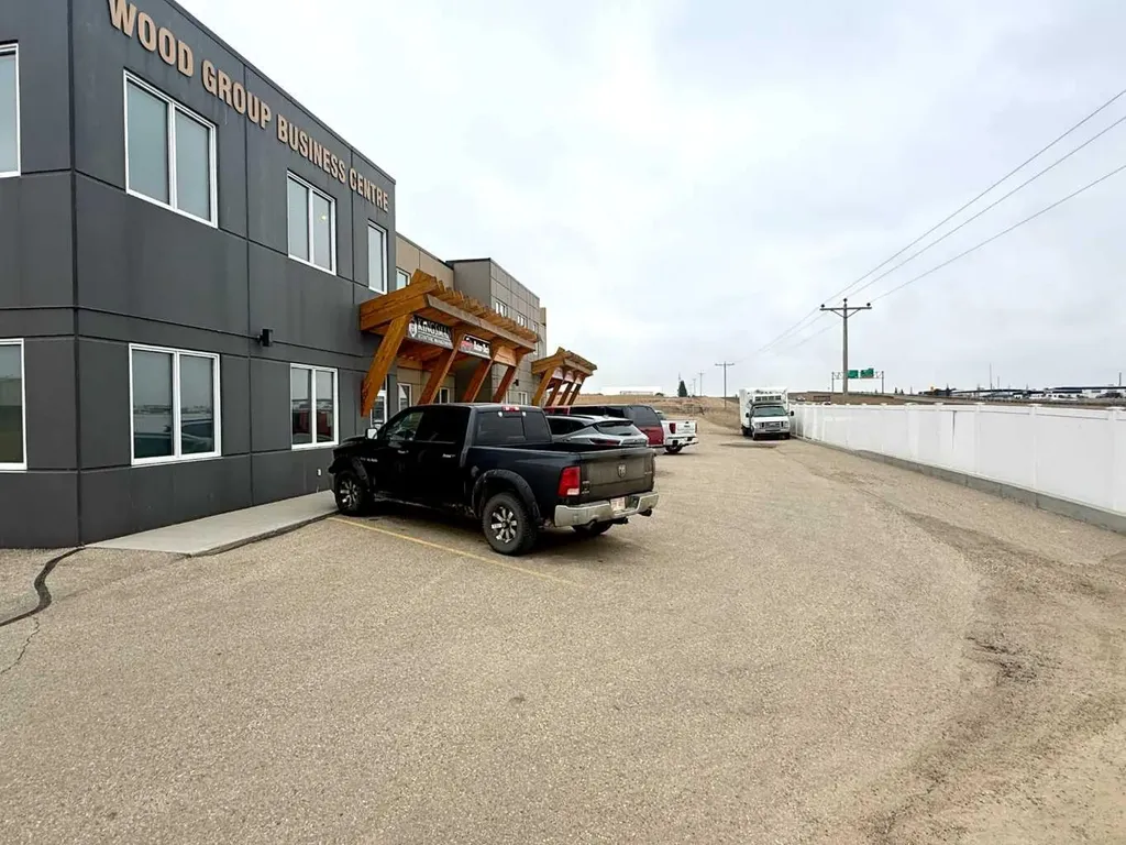 5220 Duncan Avenue Blackfalds AB T0M0J0