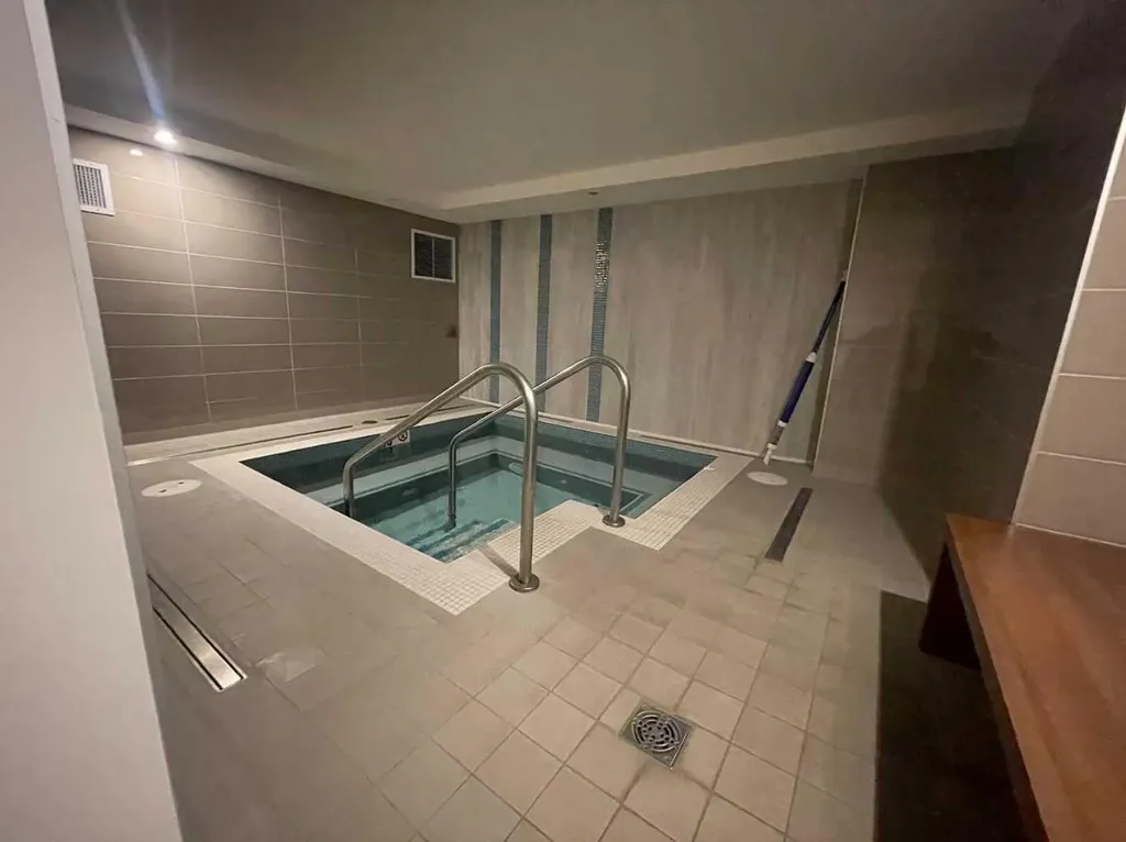 108 Waterfront Court SW Calgary AB T2P 1K7