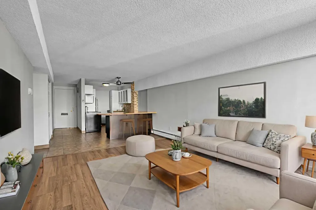 519 17 Avenue SW Calgary AB T2S 0A9