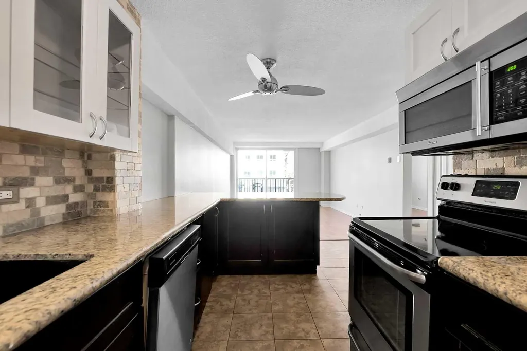 519 17 Avenue SW Calgary AB T2S 0A9