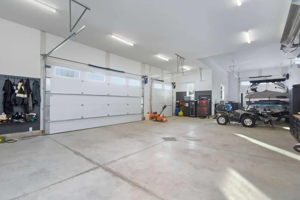 2404 394 Township Rural Lacombe County AB T0M 0X0