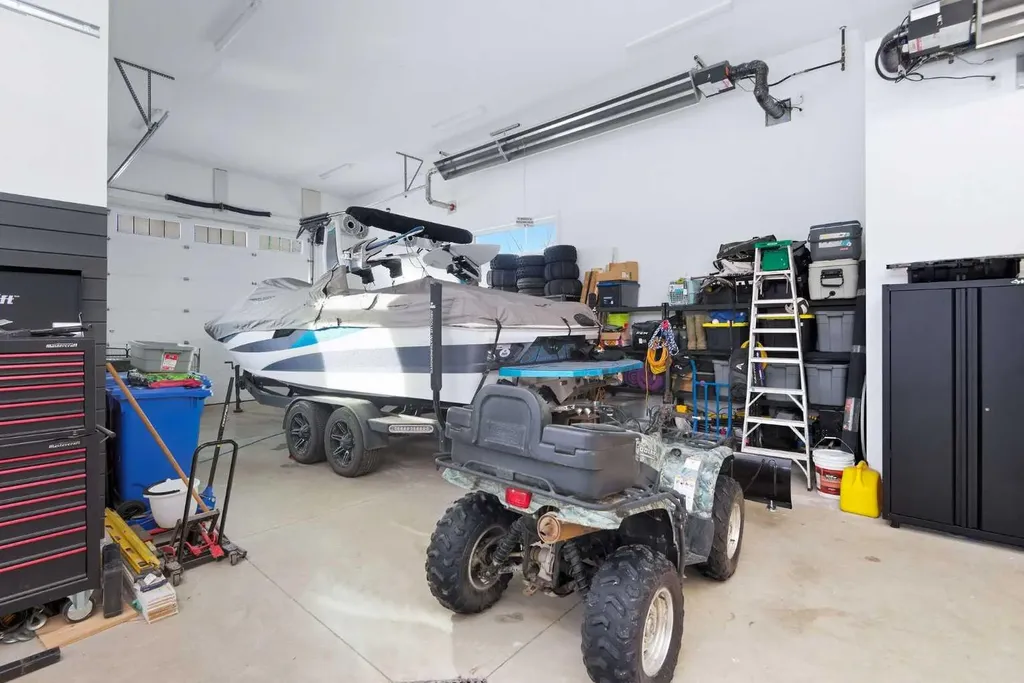 2404 394 Township Rural Lacombe County AB T0M 0X0