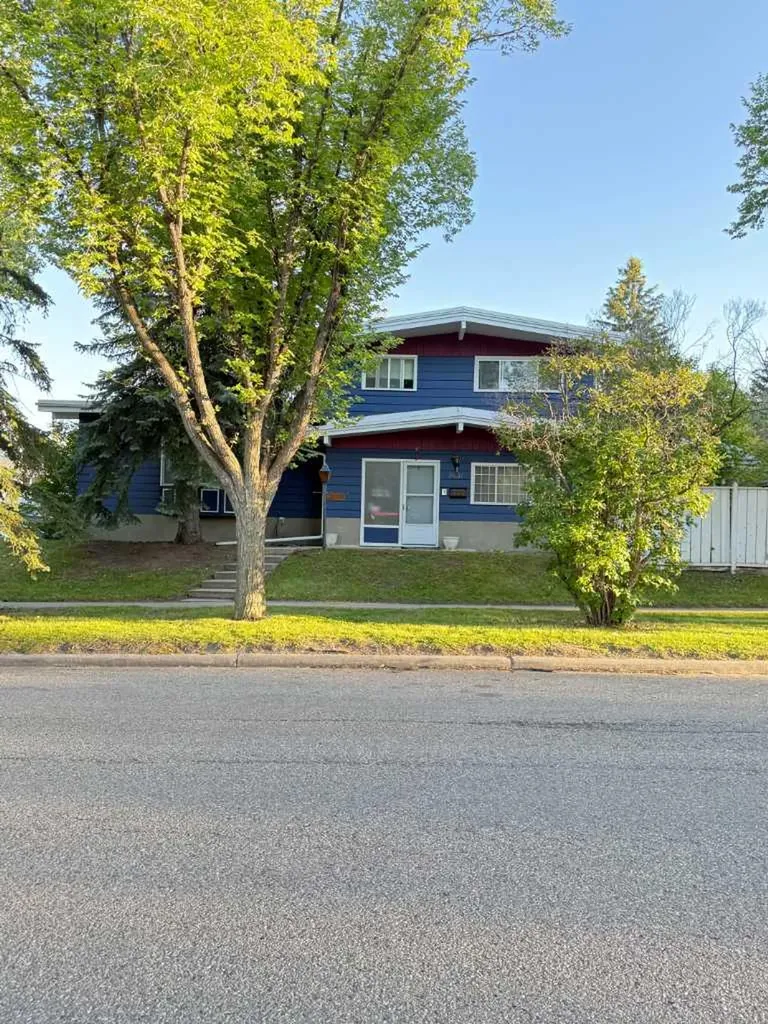 3631 Varsity Drive NW Calgary AB T2L 1Z6
