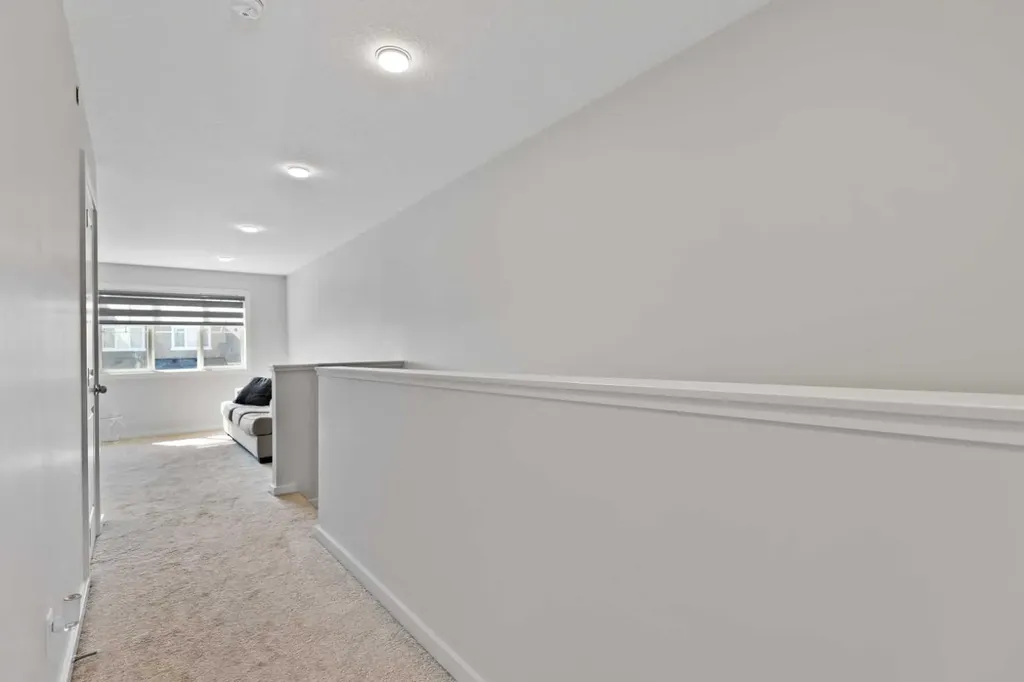 273 Lucas Avenue NW Calgary AB T3P 1S3