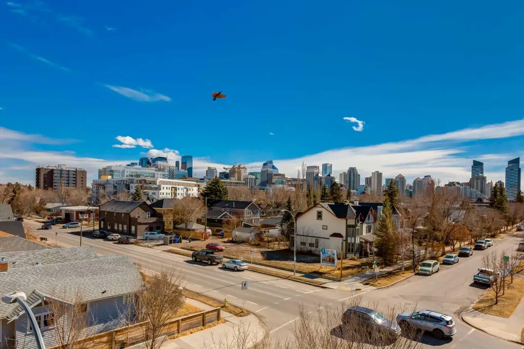 1234 5 Avenue NW Calgary AB T2N0R9