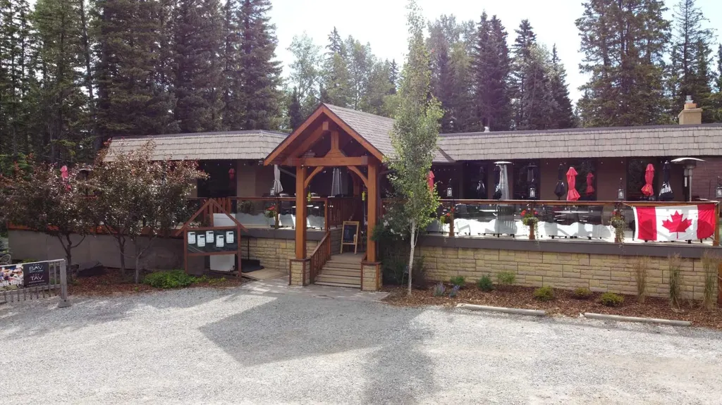75 White Avenue Bragg Creek AB T0L 0K0