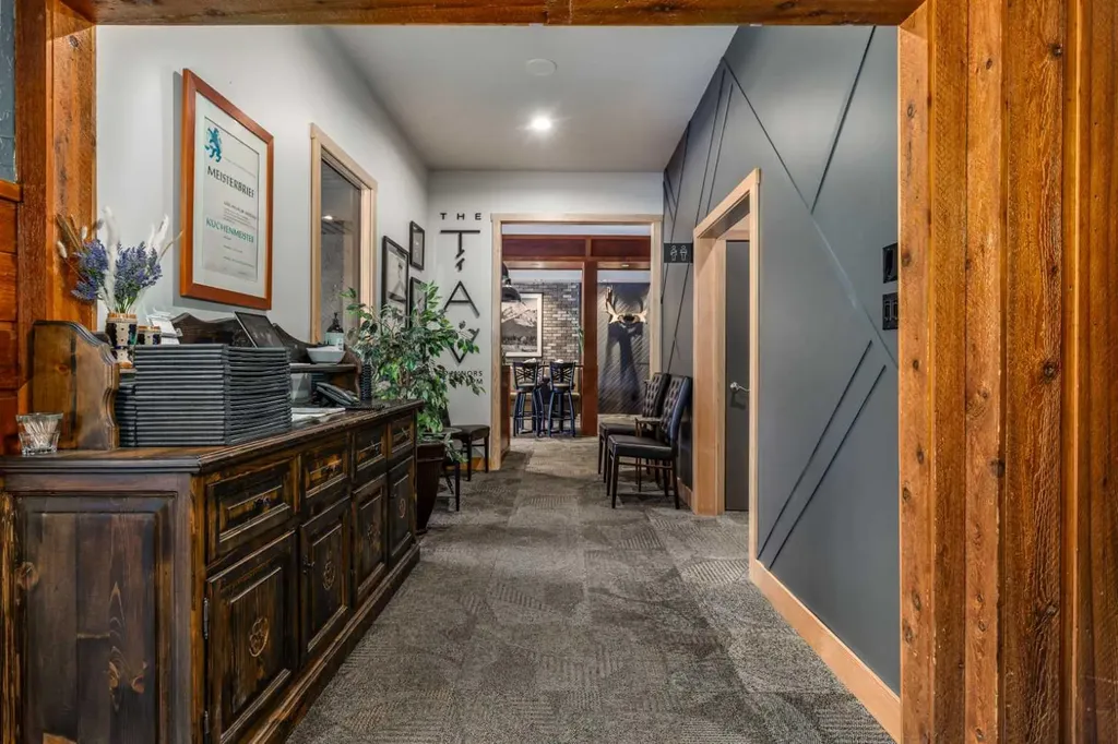 75 White Avenue Bragg Creek AB T0L 0K0
