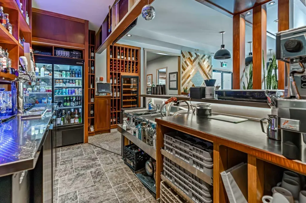 75 White Avenue Bragg Creek AB T0L 0K0