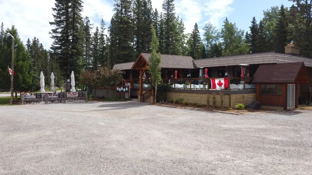 75 White Avenue Bragg Creek AB T0L 0K0