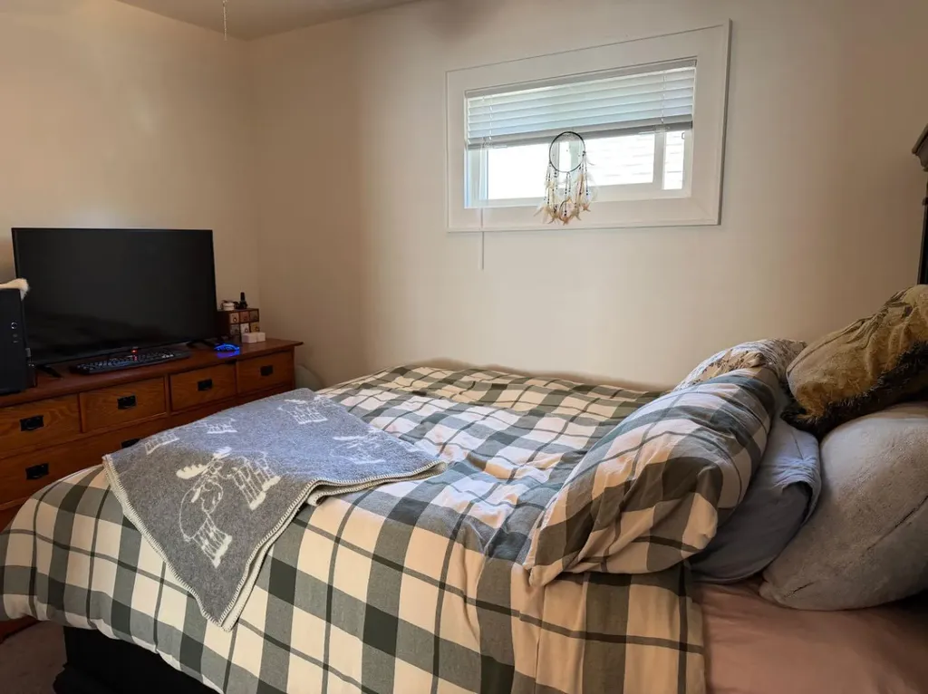 541 3 Avenue W Drumheller AB T0J0Y3