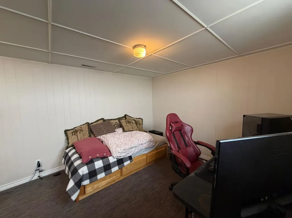 541 3 Avenue W Drumheller AB T0J0Y3