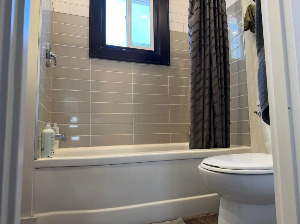 541 3 Avenue W Drumheller AB T0J0Y3