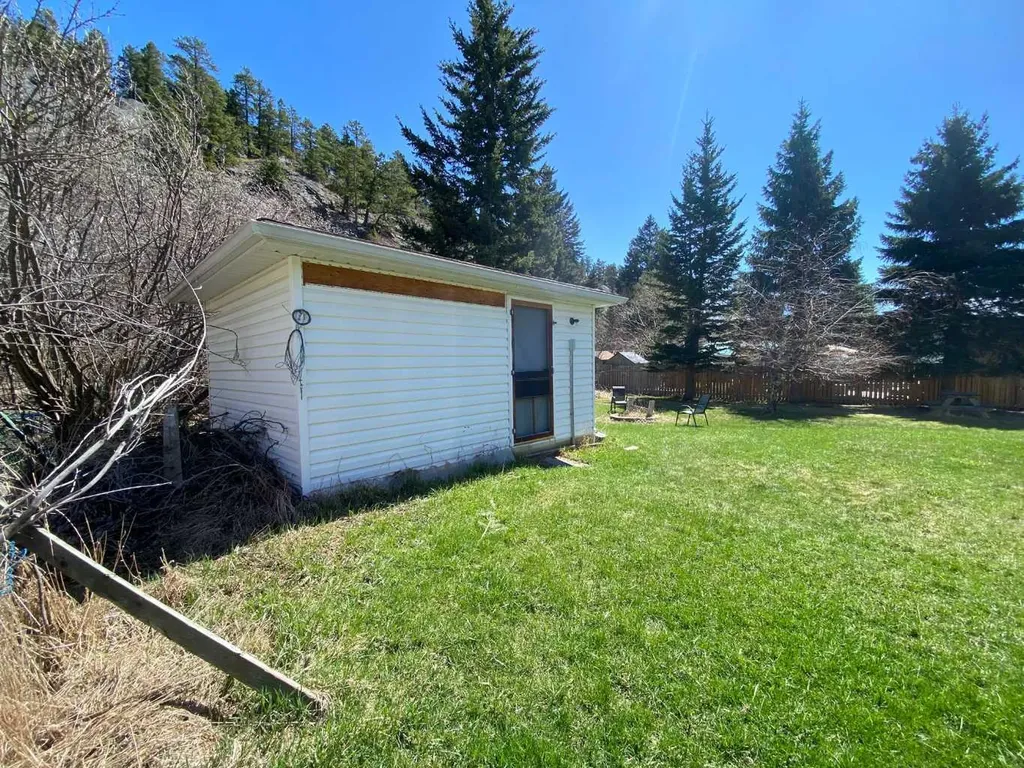 20601 25 Avenue Bellevue AB T0K 0C0