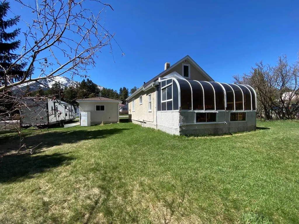 20601 25 Avenue Bellevue AB T0K 0C0