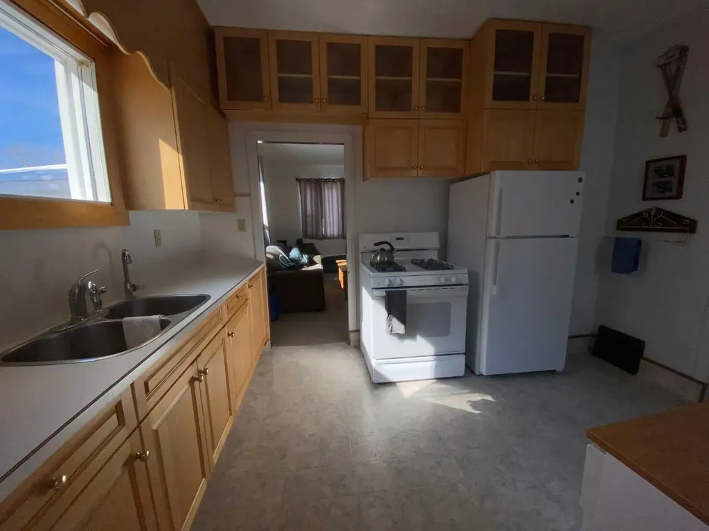 20601 25 Avenue Bellevue AB T0K 0C0
