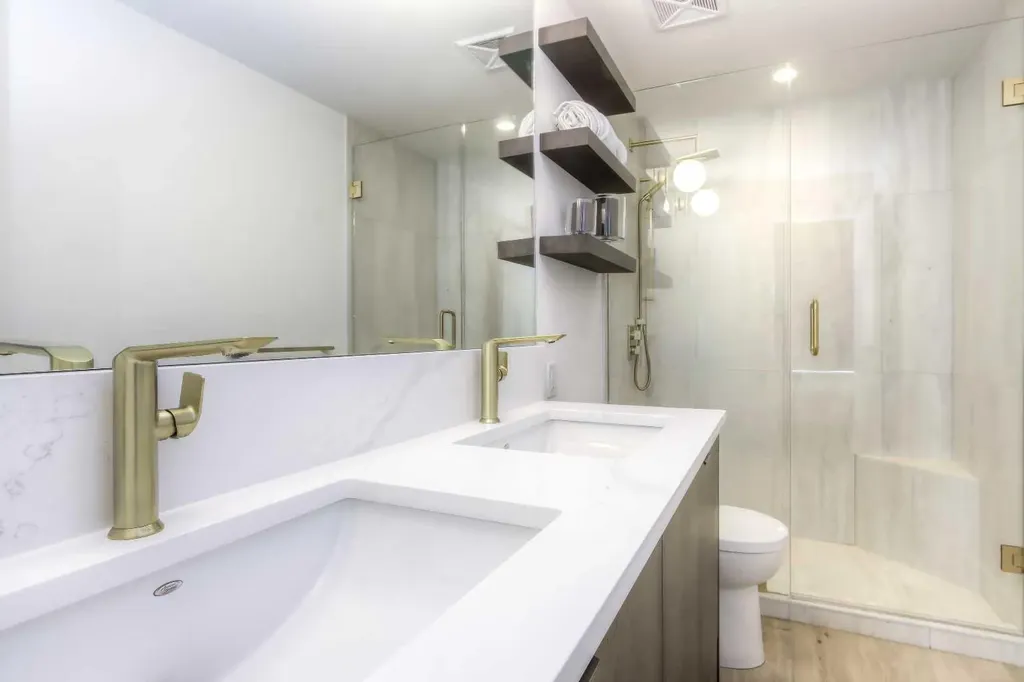 46 9 Street NE Calgary AB T2E 7Y1