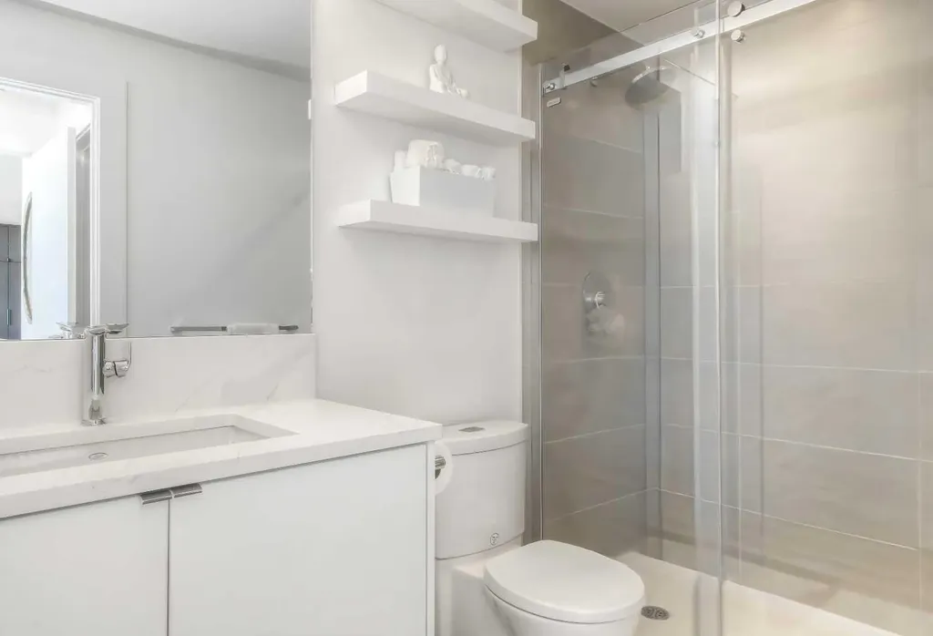 46 9 Street NE Calgary AB T2E 7Y1