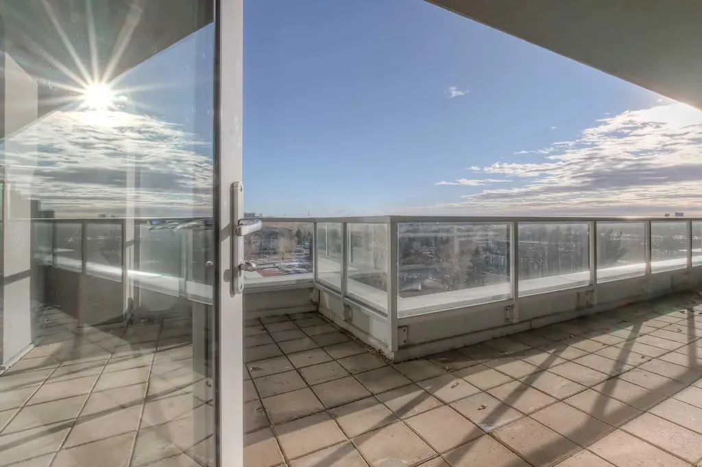 46 9 Street NE Calgary AB T2E 7Y1