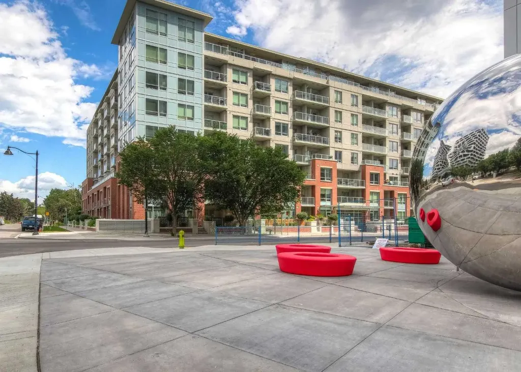 46 9 Street NE Calgary AB T2E 7Y1