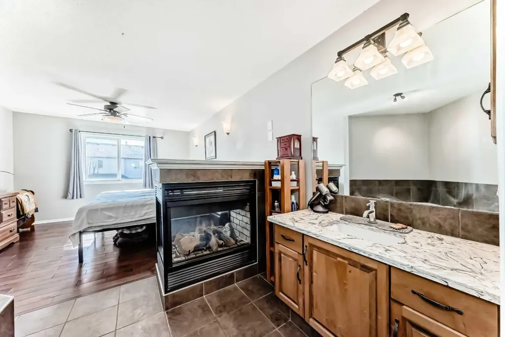 377 Cimarron Boulevard Okotoks AB T1S 2L8