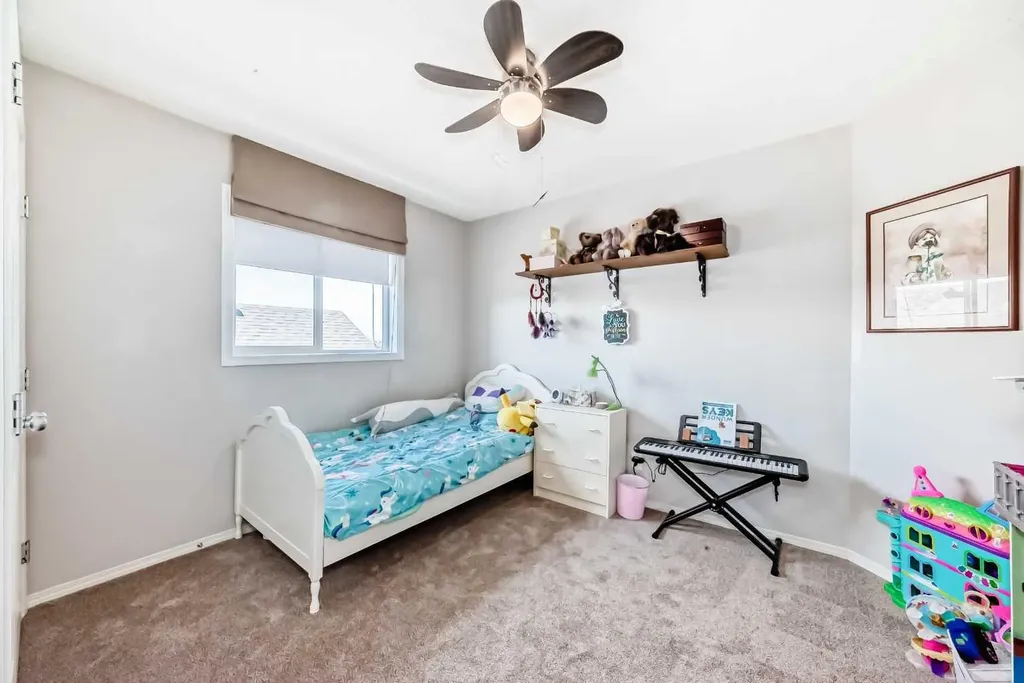 377 Cimarron Boulevard Okotoks AB T1S 2L8
