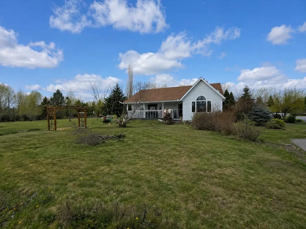 592062 Highway 32 Rural Woodlands County AB T7S 1N5