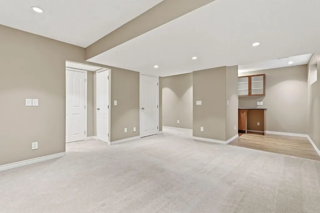 59 Silver Springs Way NW Airdrie AB T4B 2R6