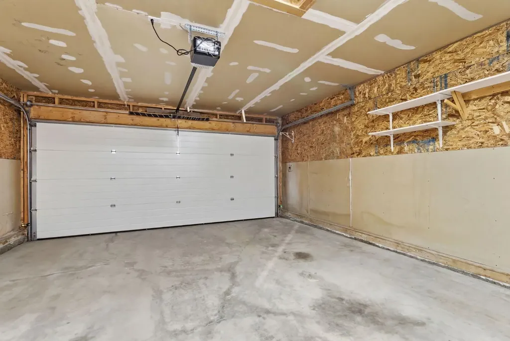 59 Silver Springs Way NW Airdrie AB T4B 2R6