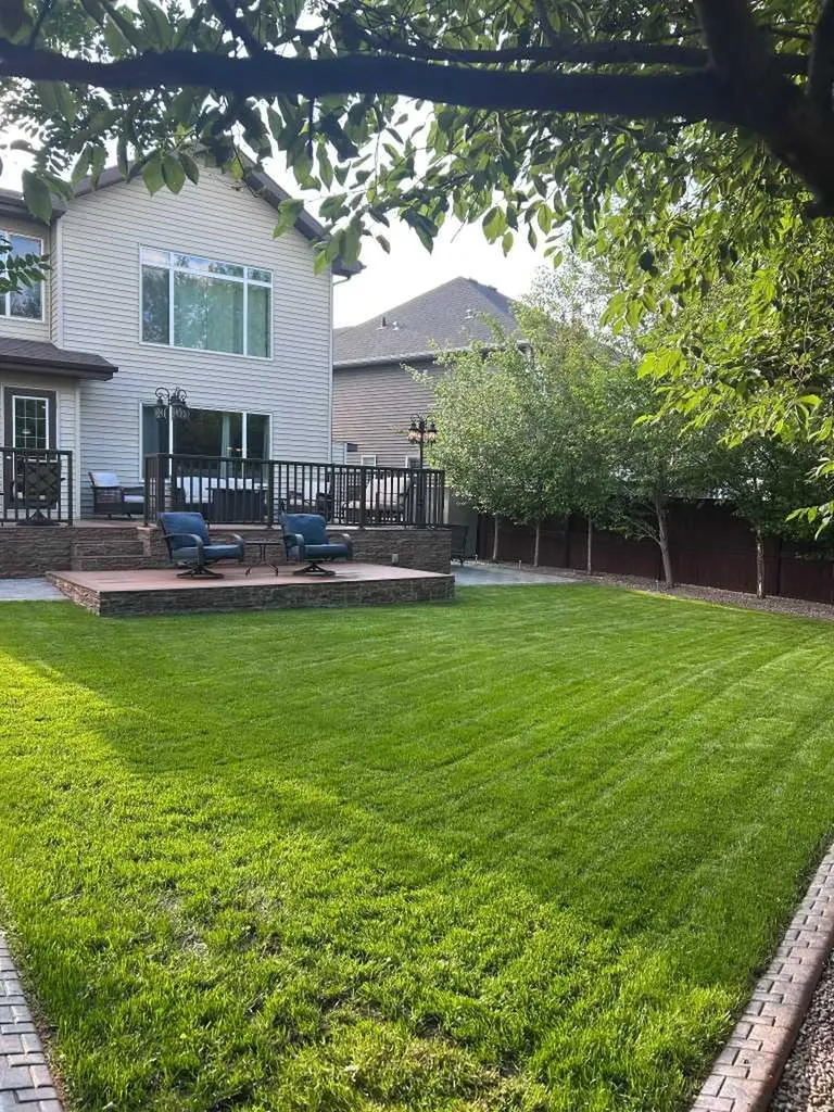 300 Coopers Hill SW Airdrie AB T4B 0S1