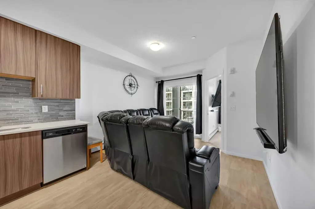 215 Legacy Boulevard SE Calgary AB T2X 3Z6