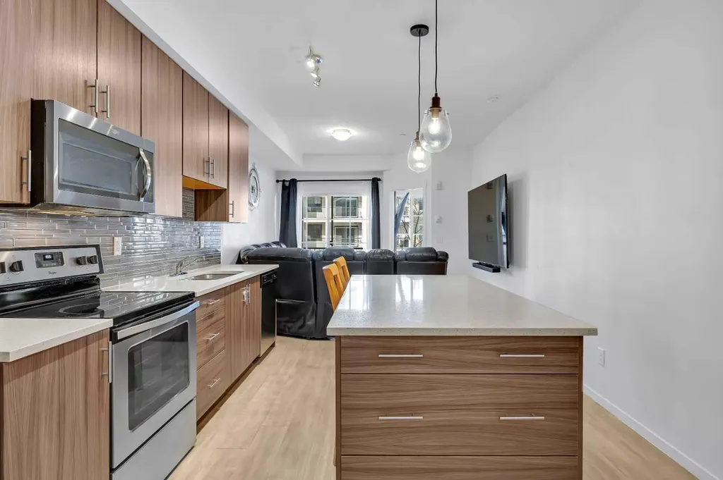 215 Legacy Boulevard SE Calgary AB T2X 3Z6