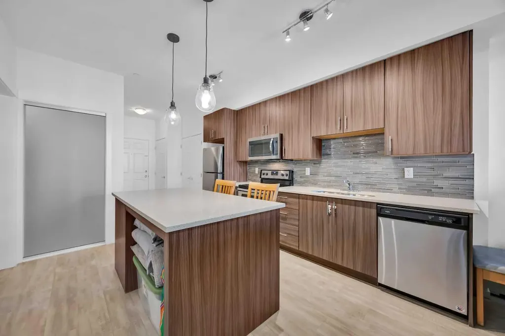 215 Legacy Boulevard SE Calgary AB T2X 3Z6
