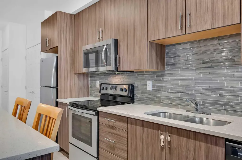 215 Legacy Boulevard SE Calgary AB T2X 3Z6