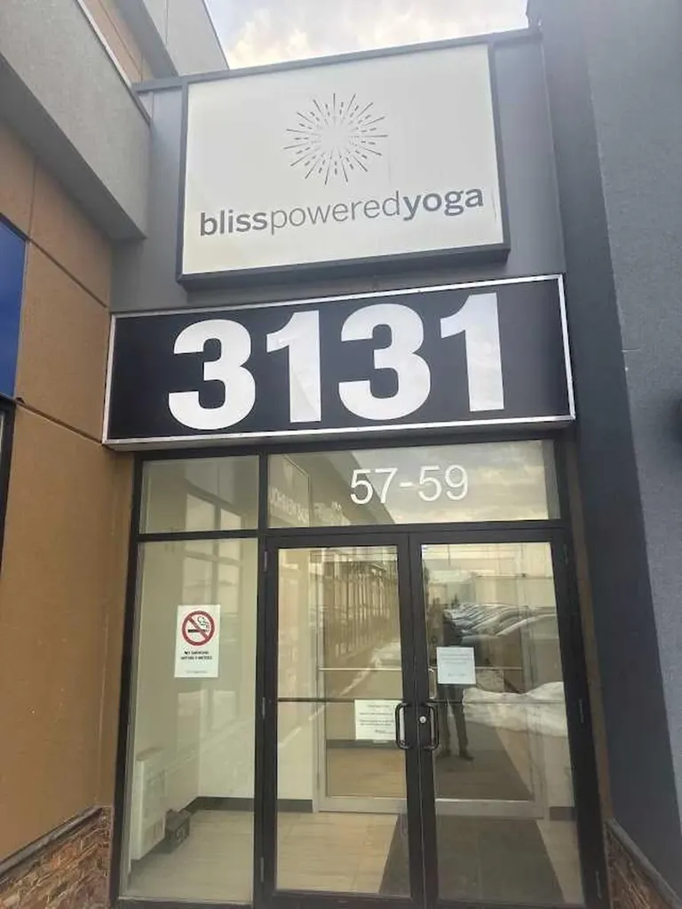 3131 27 Street NE Calgary AB T1Y6Z1