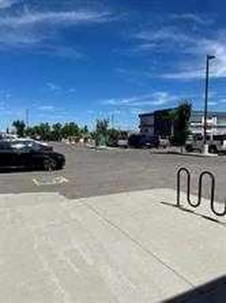 3131 27 Street NE Calgary AB T1Y6Z1