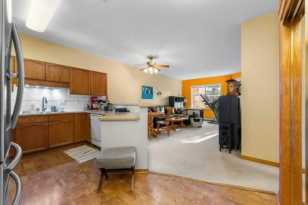 200 Lincoln Way SW Calgary AB T3E 7G7